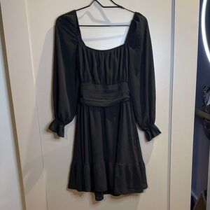 Chic Long Sleeve Black Dress